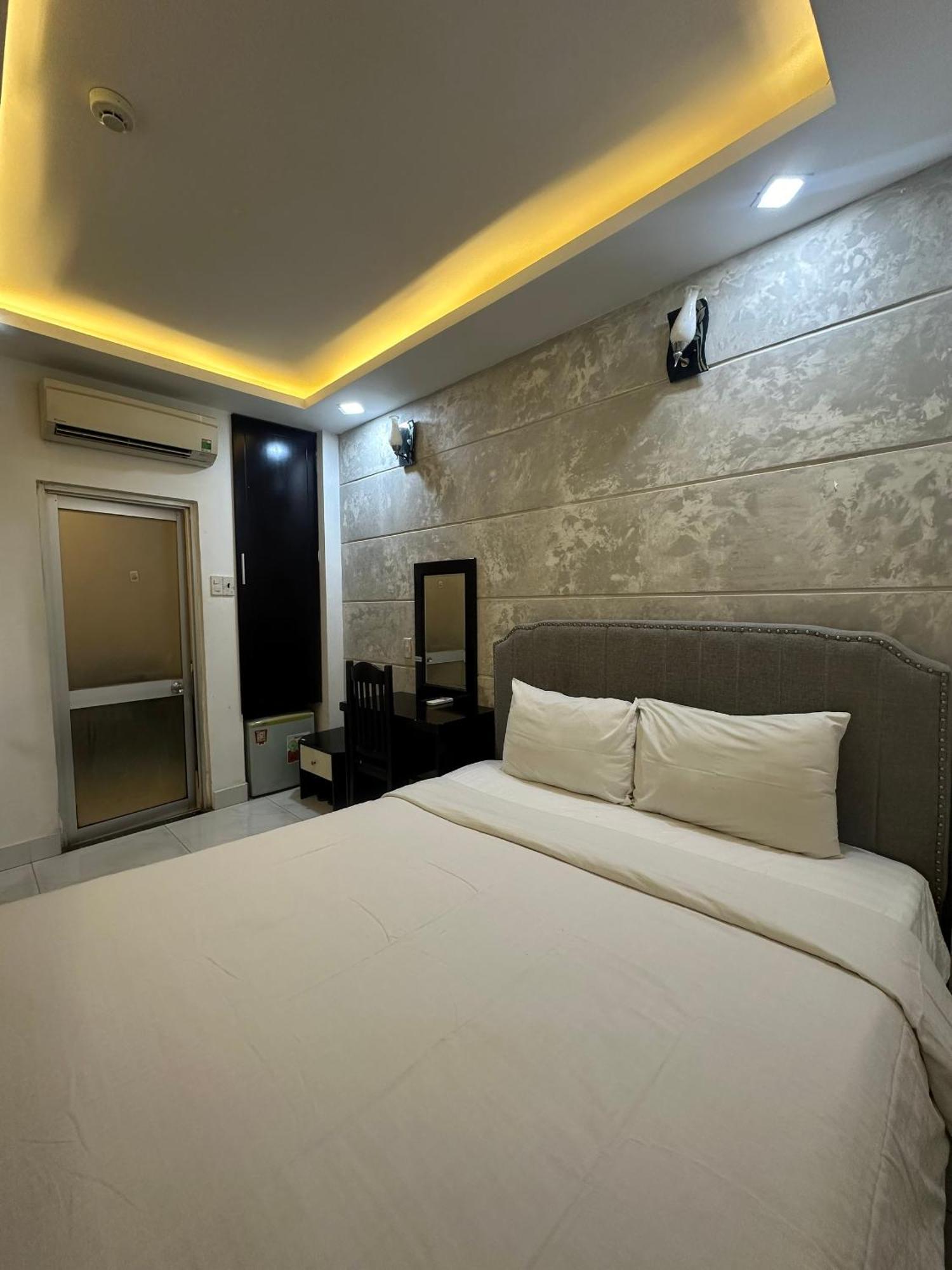 Yaya Sai Gon Hotel Bui Vien Walking Street Ho Chi Minh Zewnętrze zdjęcie